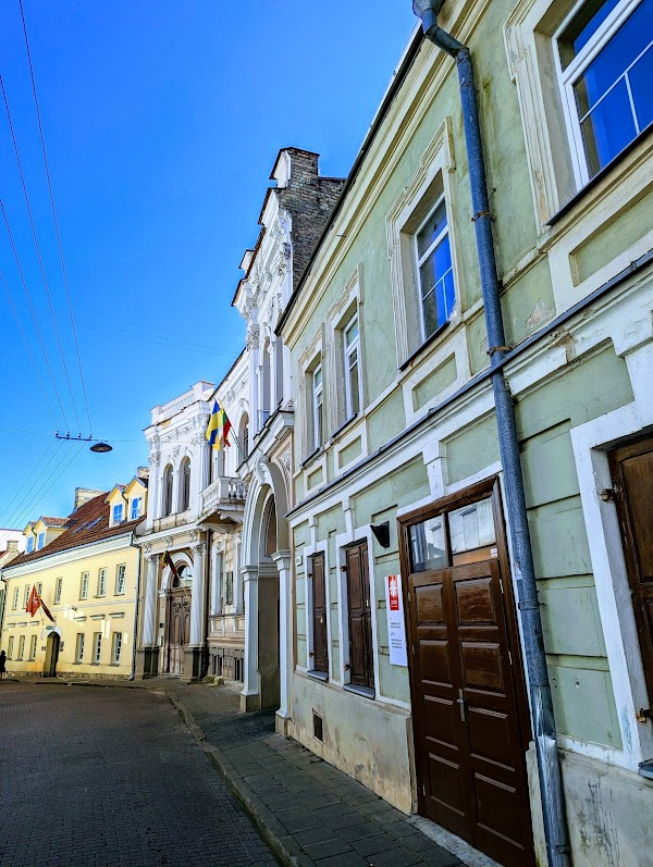 Plačiais koridoriais